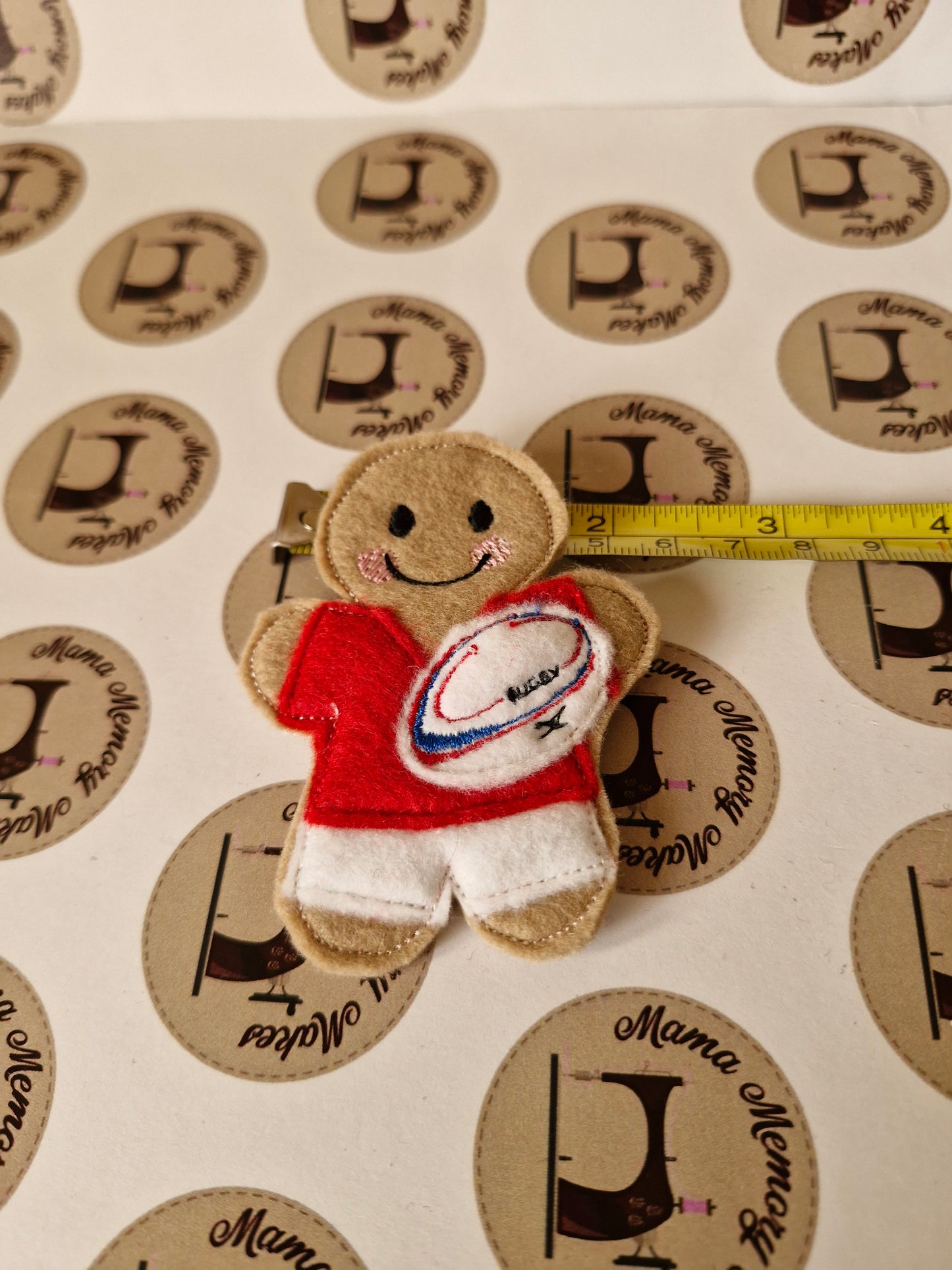 Rugby pin badge