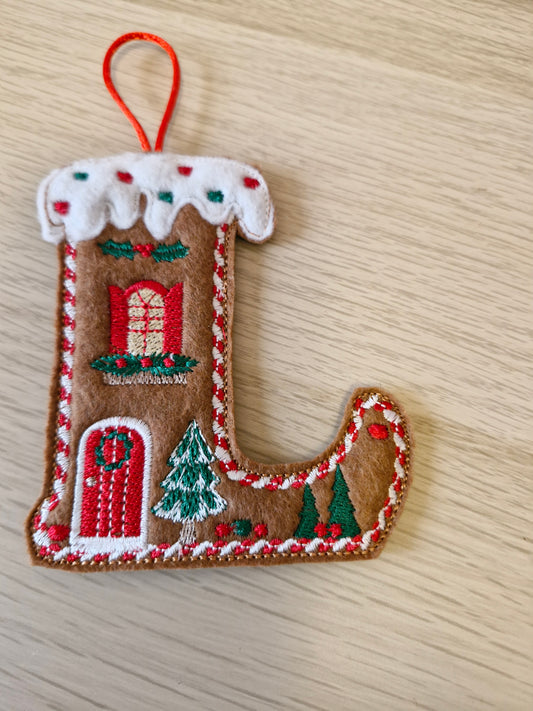 Gingerbread letter L