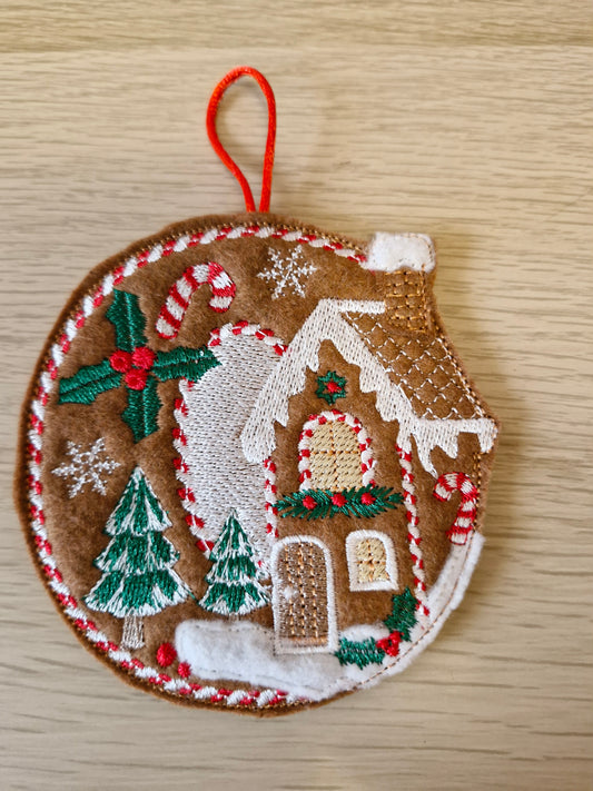 Gingerbread letter O