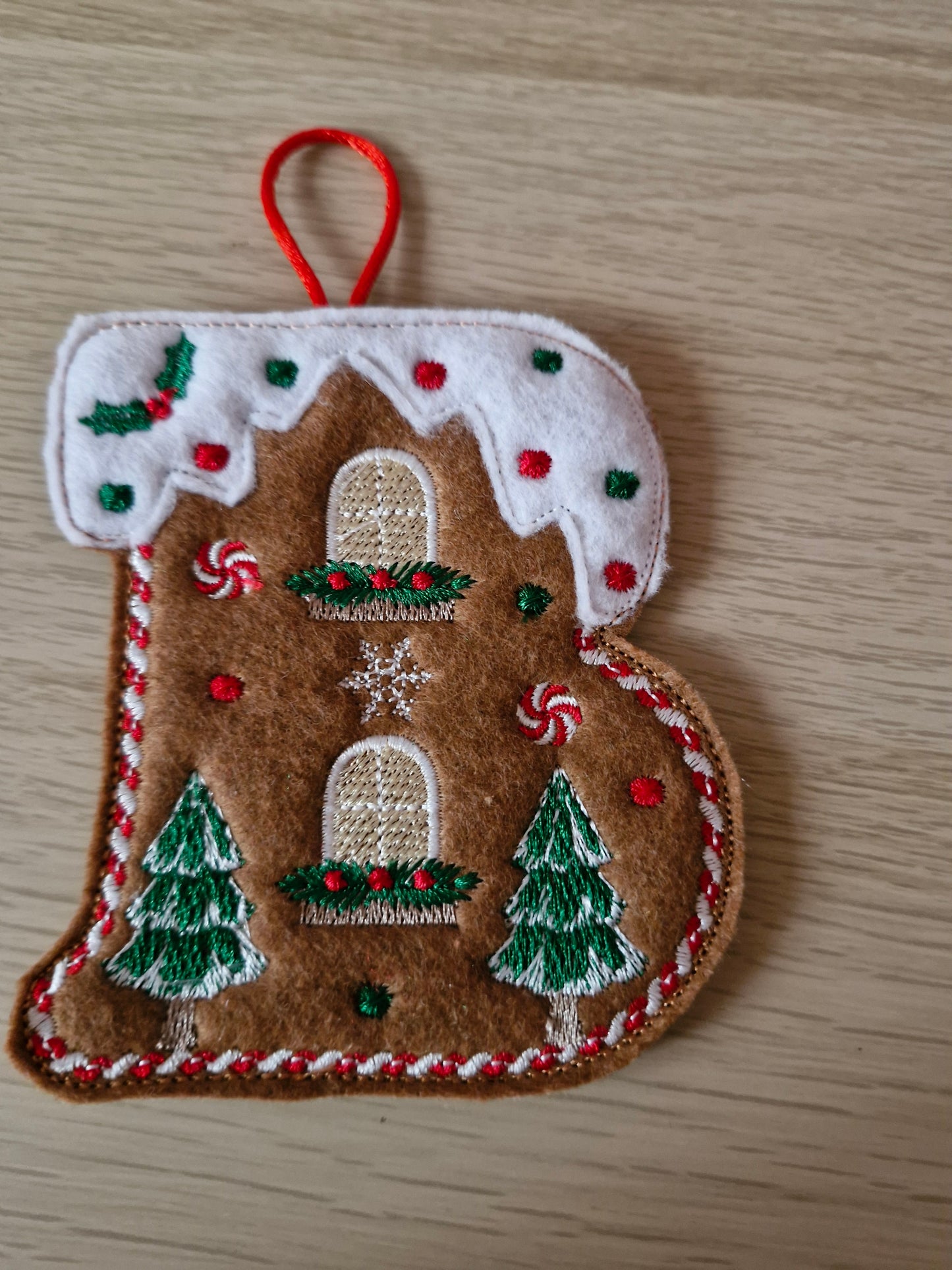 Gingerbread letter B