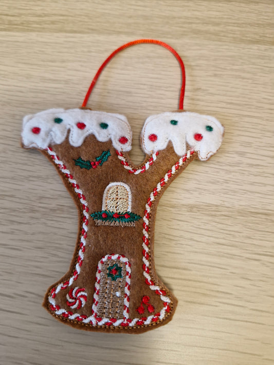 Gingerbread letter Y